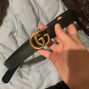 **SOLD** Gucci Double-G Buckle Calfskin Belt